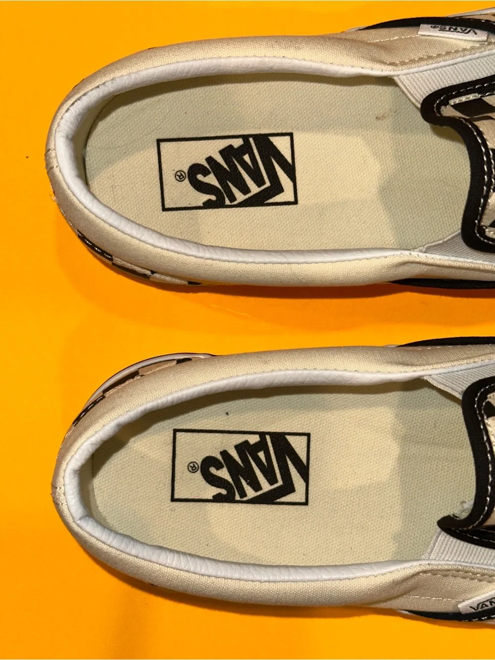 VANS CHECKERBOARD SLIP-ON BLACK / OFF WHITE 721356 Sneakers Men’s 10 US NEW